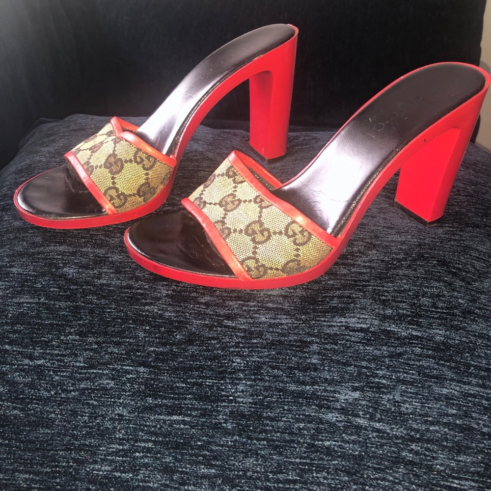 Gucci 106 14838 monogram high heel -Size 8B